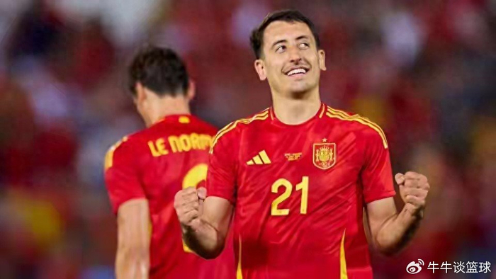 世界杯比赛在线观看地址-西班牙摊牌了！世界杯首发就这阵容？德帅的底气藏不住了|中锋|奥亚萨瓦尔|西蒙·罗尔费斯|德拉富恩特|乌奈-西蒙_新浪体育_新浪新闻